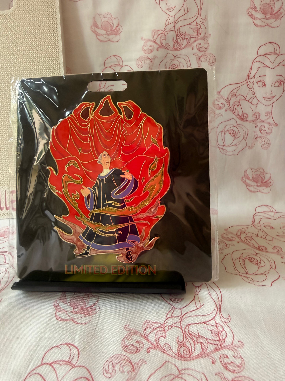 WDI Villains - Frollo Hunchback of Notre Dame Glitter Jumbo - LE 300