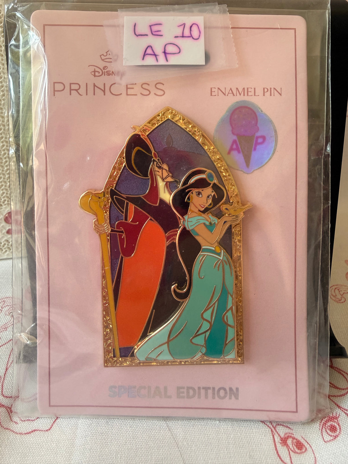 AP - PALM - Good Vs Evil - Jasmine and Jafar LE 10