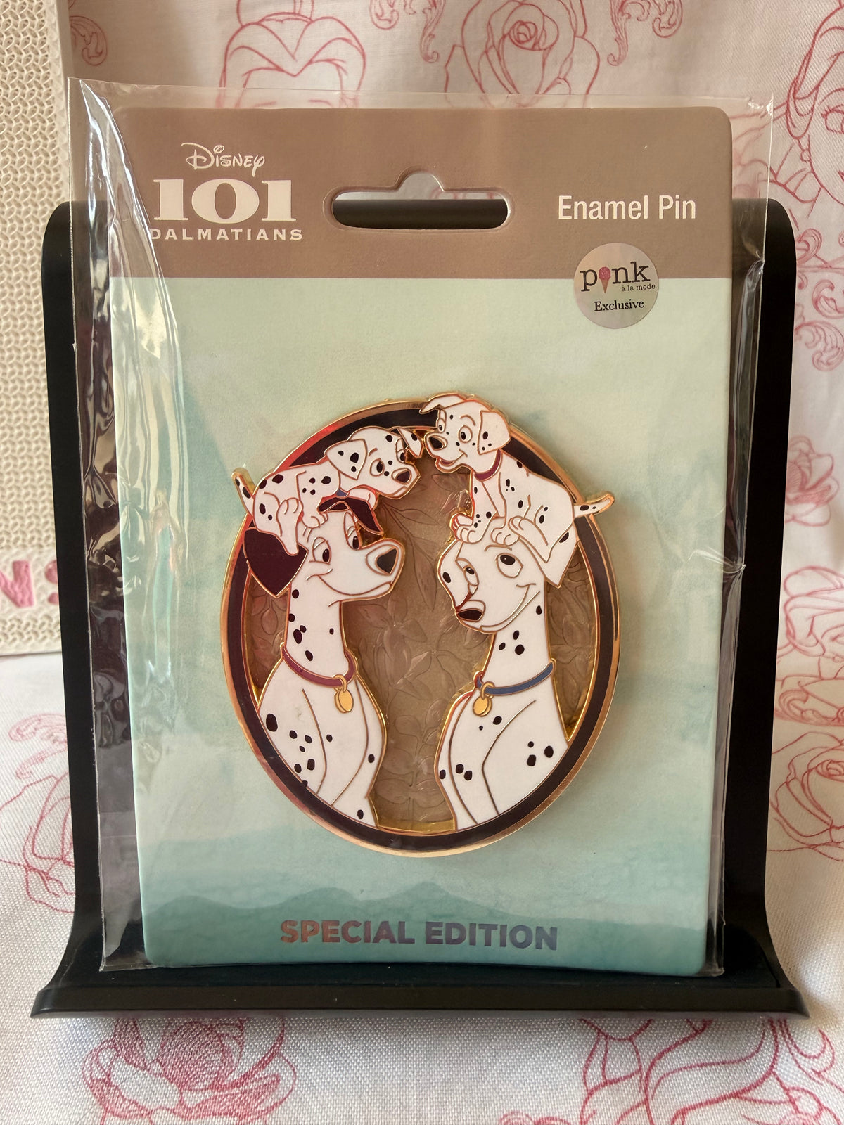PALM - 101 Dalmatians Puppy Love - LE 200