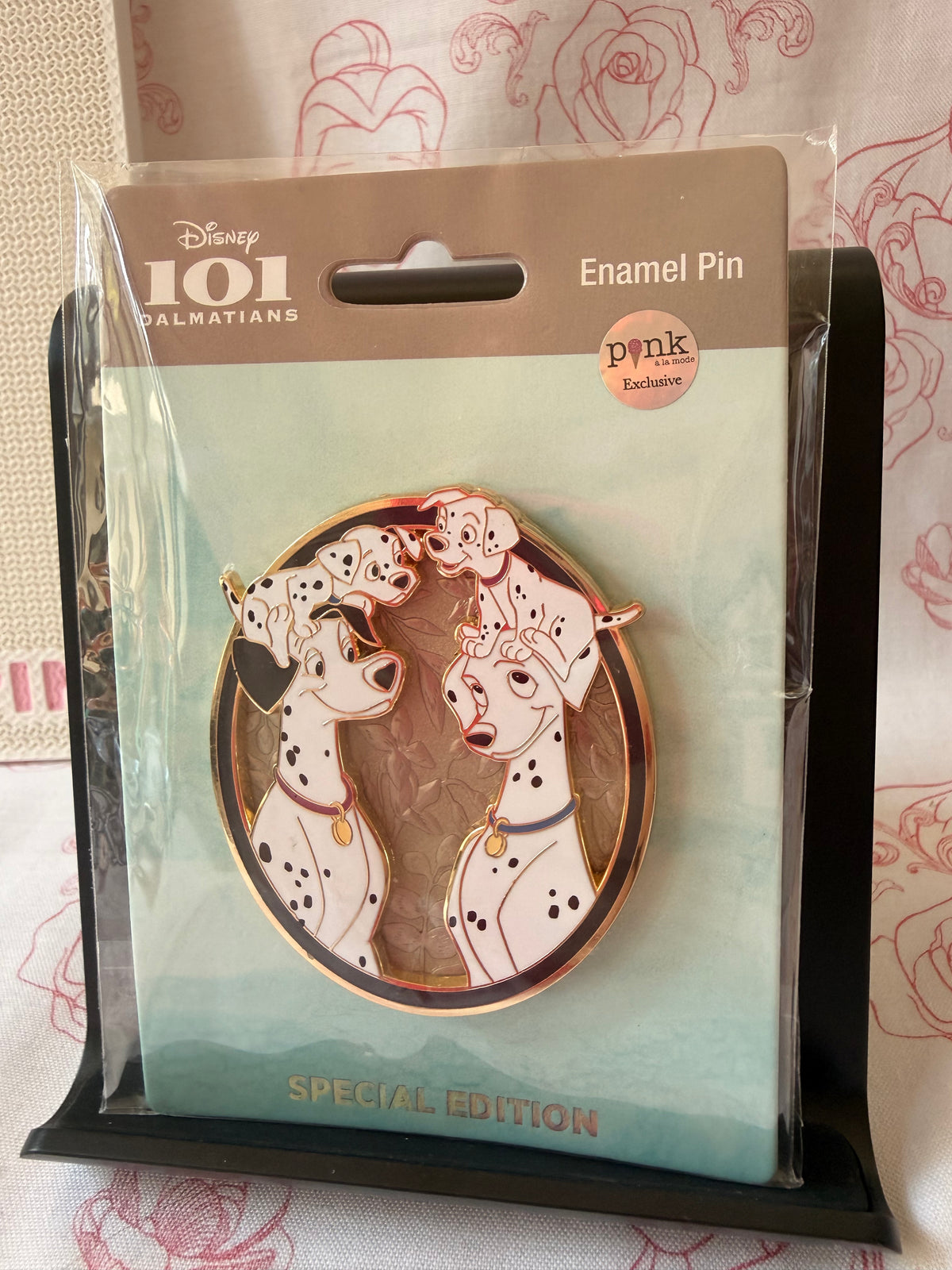 PALM - 101 Dalmatians Puppy Love - LE 200