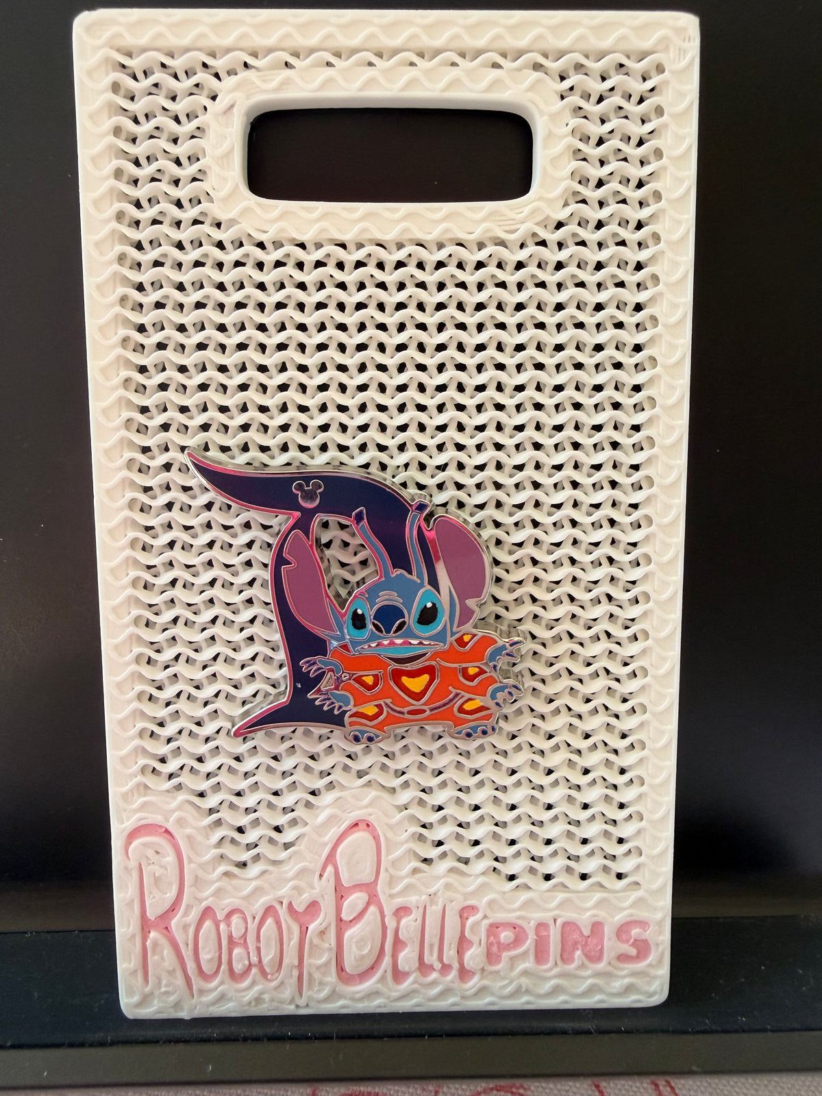 2025 Wave B - Disneyland D - Stitch