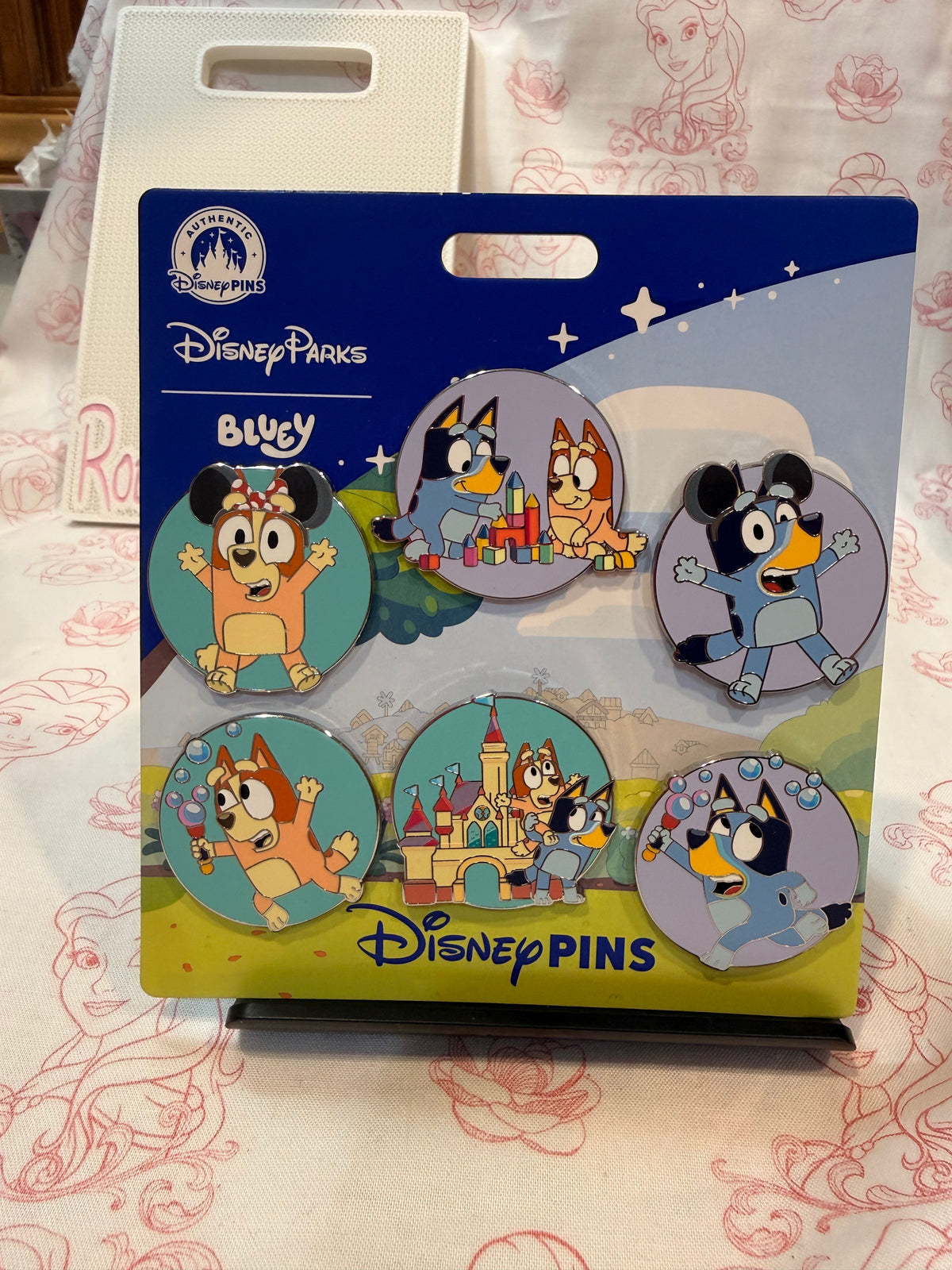 Bluey 6 Pack Pin Set