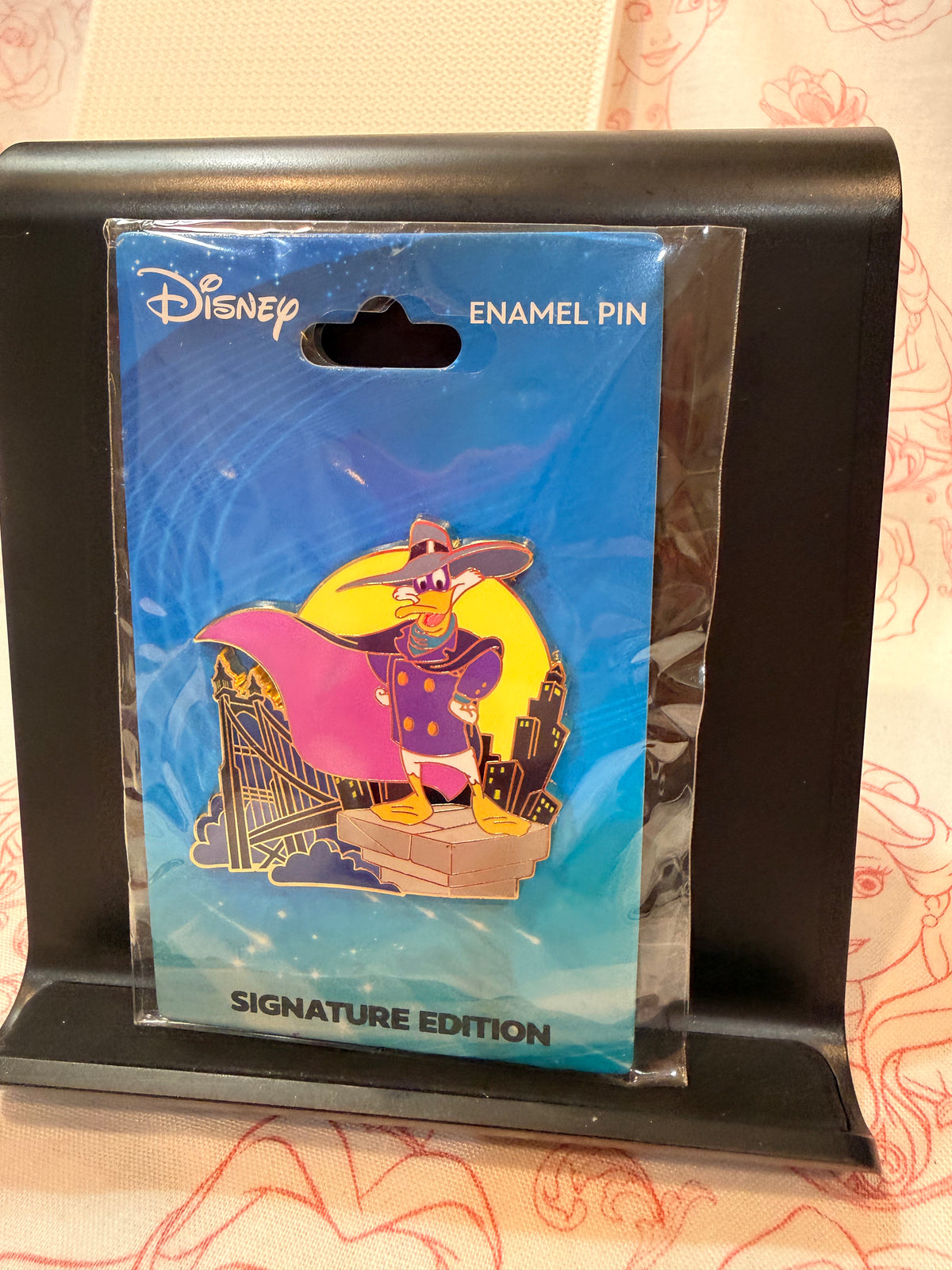 Darkwing Duck - Disney Pins Blog - LE 300