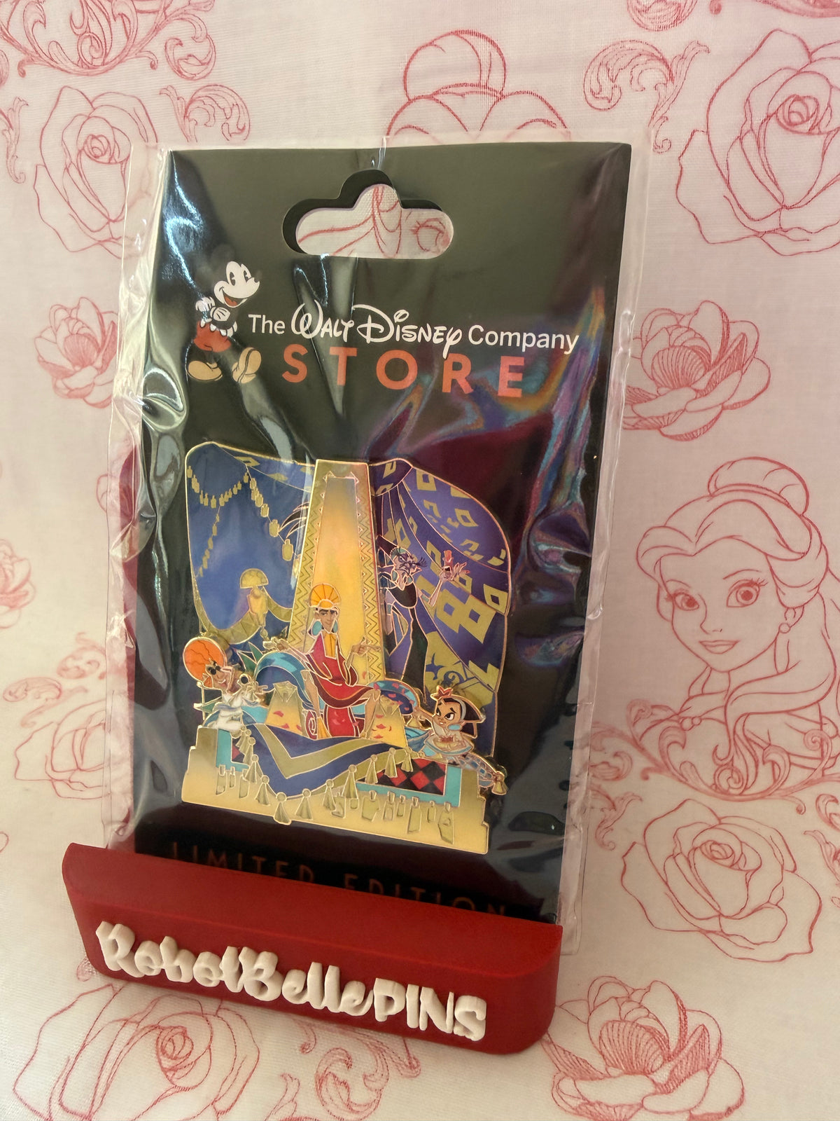 DEC Royal Chambers - D23 release LE 400 - Emperor's New Groove
