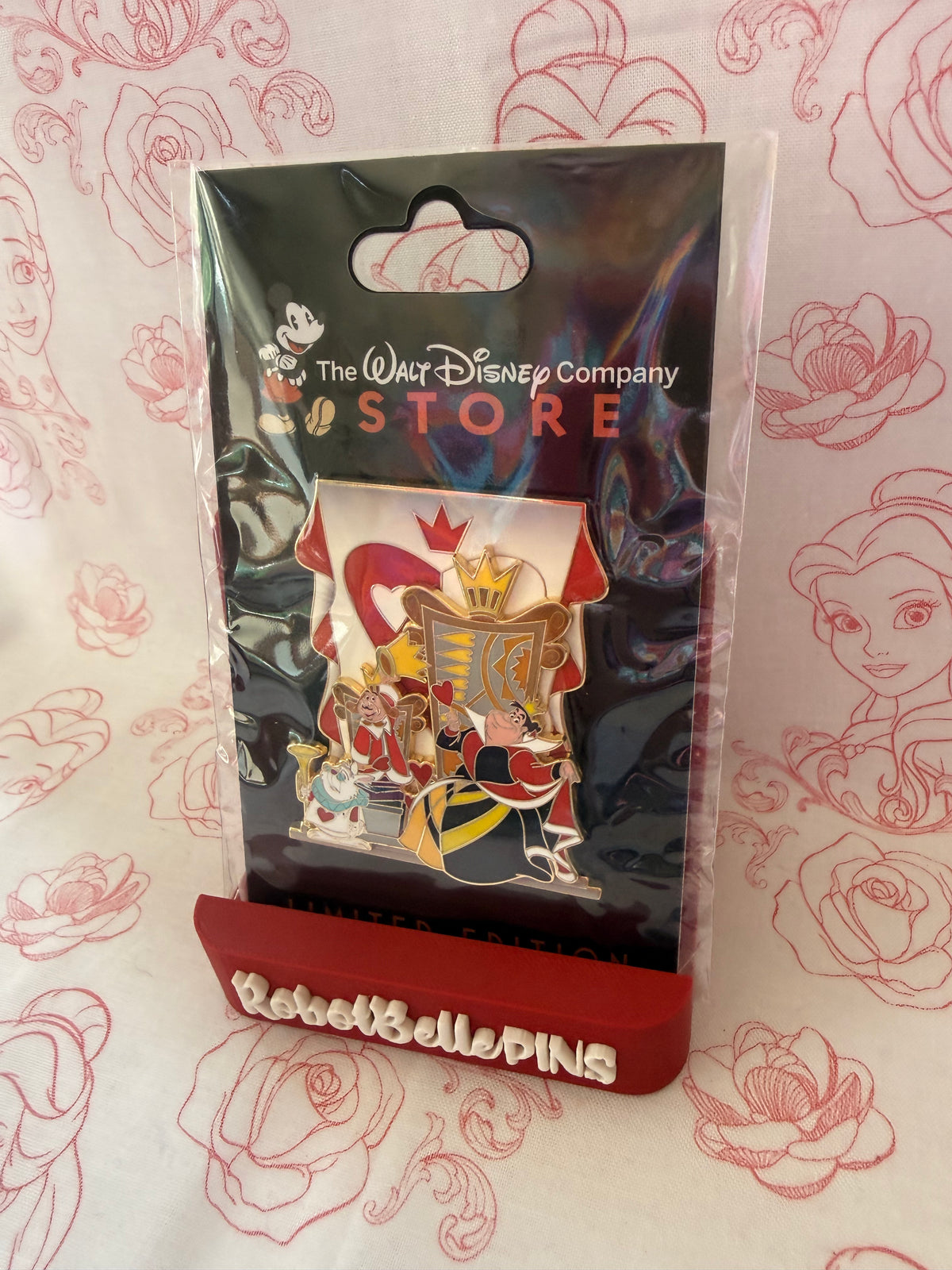 DEC Royal Chambers - D23 release LE 400 - Queen of Hearts