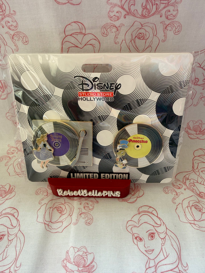 DSSH Vinyl - D23 release LE 400 - Sleeping Beauty and Pinocchio Starter Pack