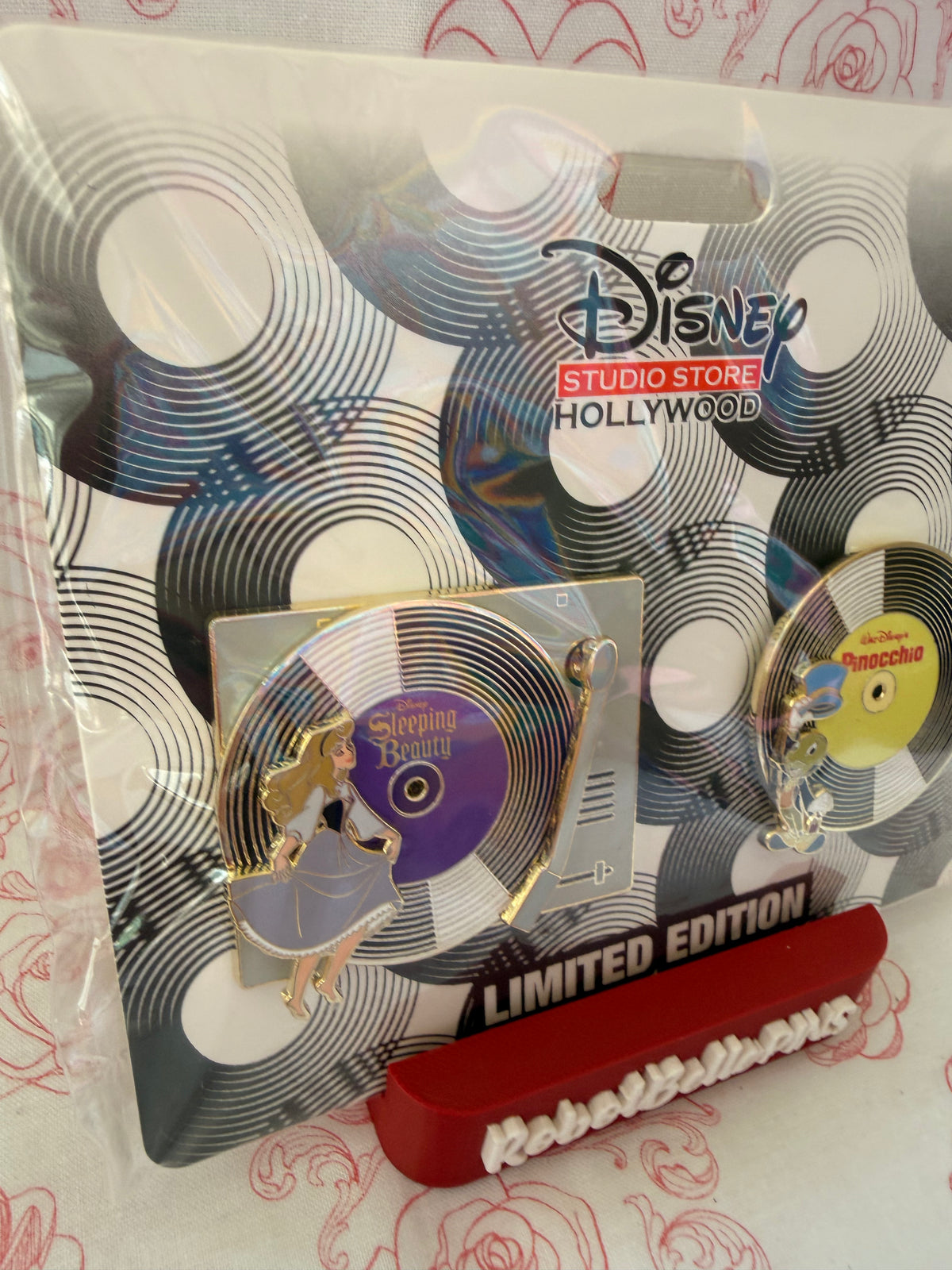 DSSH Vinyl - D23 release LE 400 - Sleeping Beauty and Pinocchio Starter Pack